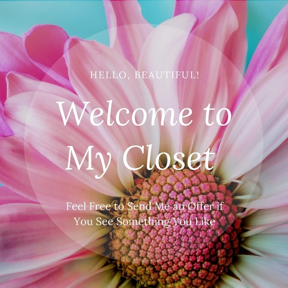 Welcome to My Closet! - Picture 1 of 4